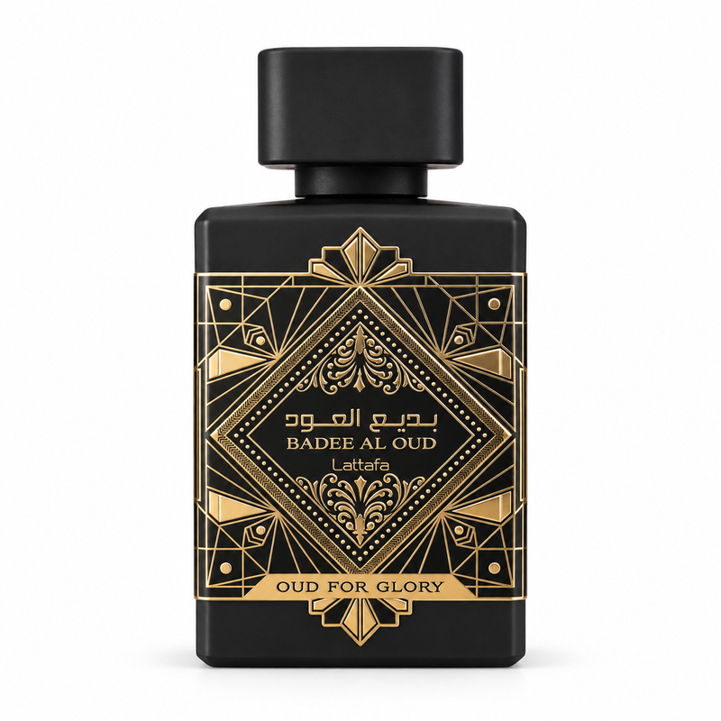 Bade’e Al Oud — Oud for Glory — flacon sur fond blanc
